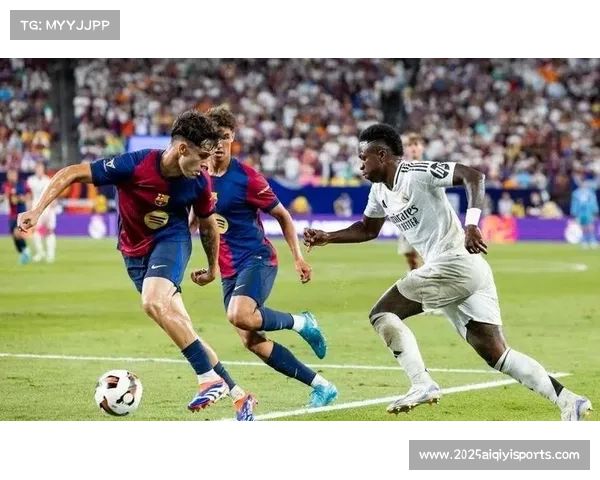 国家德比赛场内外:皇马巴萨球迷对峙,安保升级确保比赛顺利进行